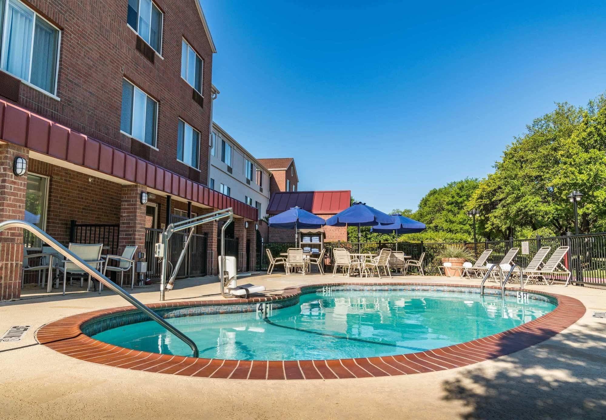 Springhill Suites Dallas Arlington North Exterior photo